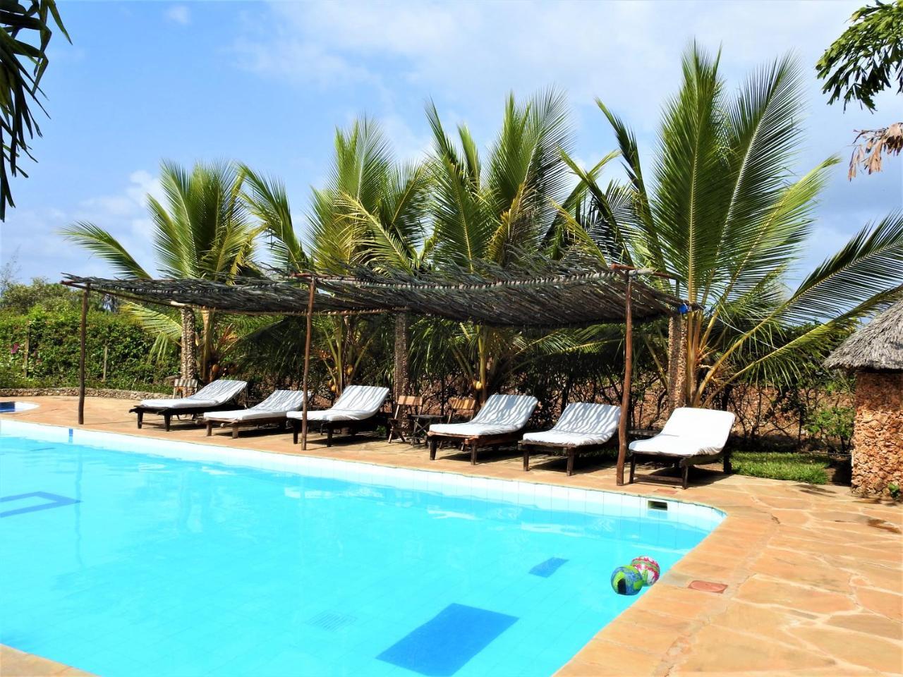 Sheba Cottages - Diani Beach Exterior photo